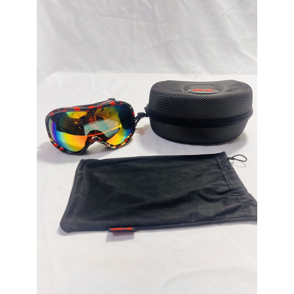 NEW NORTH WOLF Adult Red/ Black Ski/Snowmobile Winter Glasses‎ with Bag and Case